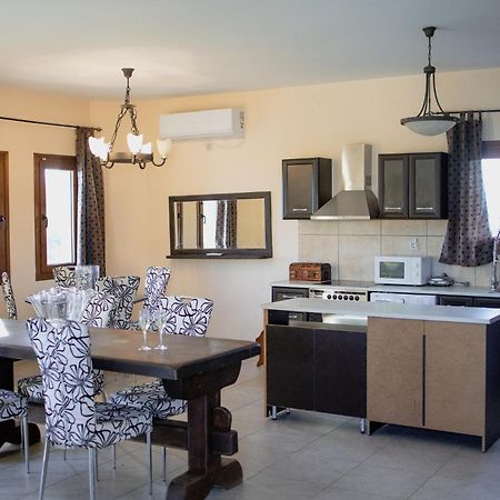 Villa Eridos Káto Lekhónia Екстериор снимка